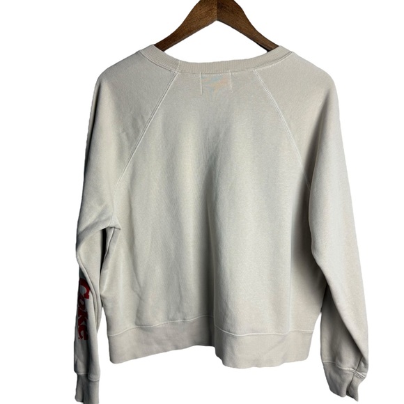 Wildfox x Coca-Cola Polar Bear Sweatshirt Beige Graphic Pullover Size Small - Picture 5 of 9